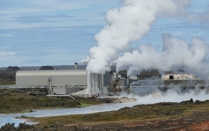 iceland_power_plant_geothermal_energy_geothermal_geo_thermal_power_plant_energy_generation_regenerative_energy_source-536258 iceland_power_plant_geothermal_energy_geothermal_geo_thermal_power_plant_energy_generation_regenerative_energy_source-536258